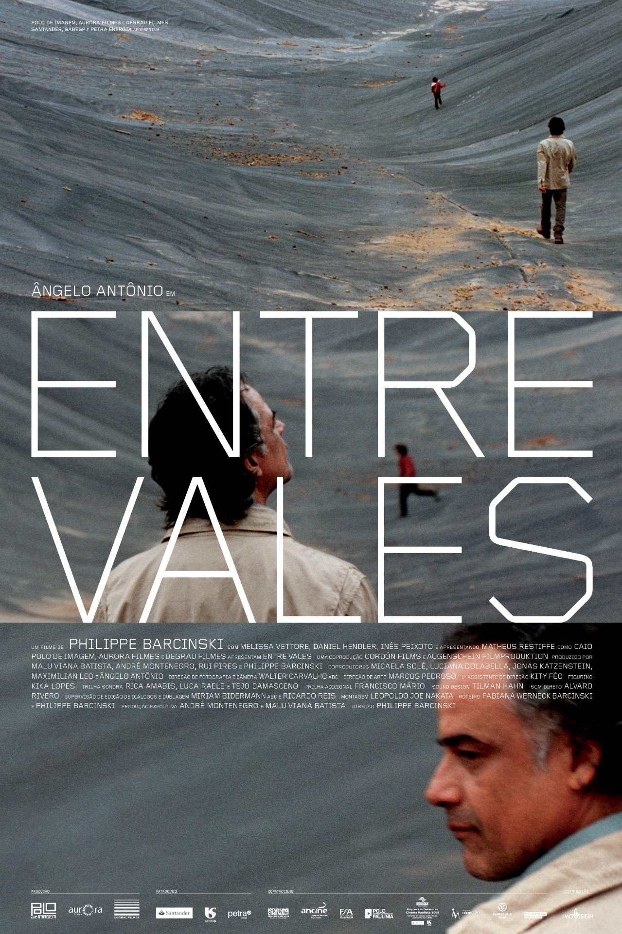 Cartaz do filme "Entre Vales", estrelado por Angelo Antonio - Divulgação