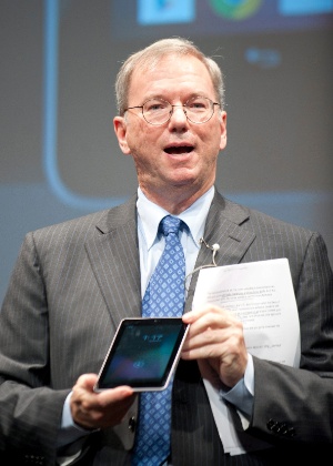Eric Schmidt, presidente do Google, apresenta o tablet Nexus 7 em Tóquio (Japão) - Everett Kennedy Brown/EFE