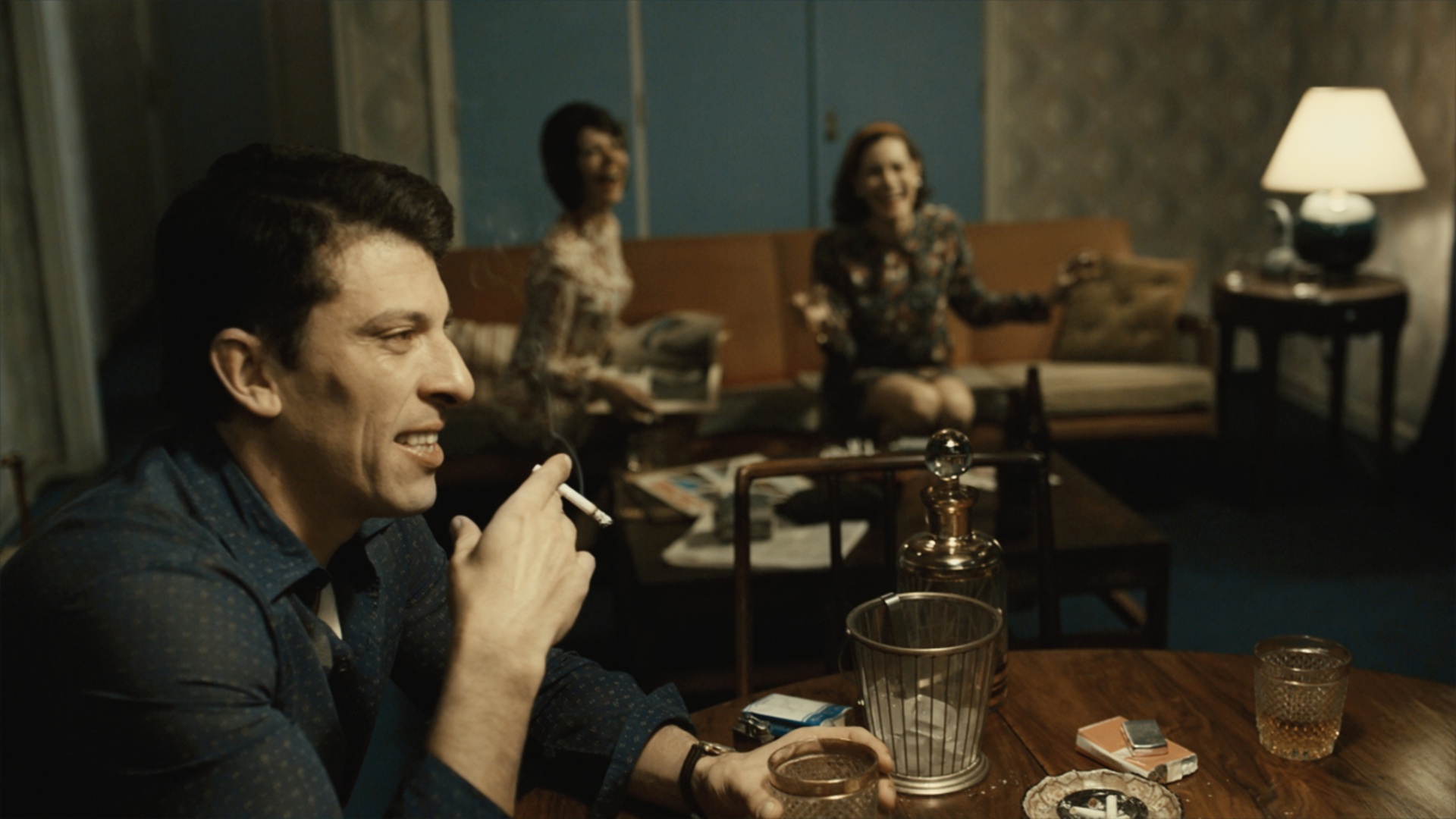 Milhem Cortaz vive Osmar, o melhor amigo do bandido Hiroito no filme "Boca" - Divulgação