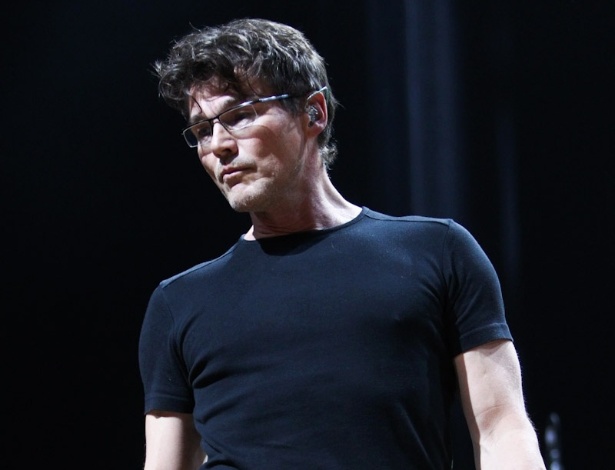 O cantor, que já realizou apresentações no Rio de Janeiro e Belo Horizonte, finalizou sua turnê brasileira em São Paulo, no Credicard Hall (26/9/12) - Manuela Scarpa/Foto Rio News