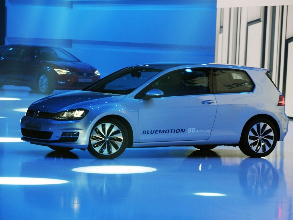 VW Golf Bluemotion, com consumo estimado em 31,2 km/l (de diesel), é destaque da sétima geração do hatch - Murilo Góes/UOL