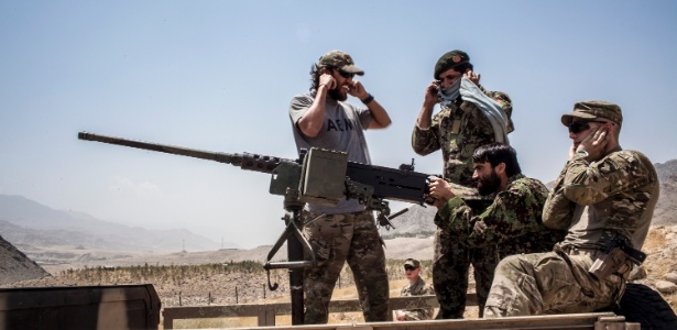 Militares afegãos participam de treinamento com Exército dos EUA, em 2012 - Bryan Denton / The New York Times