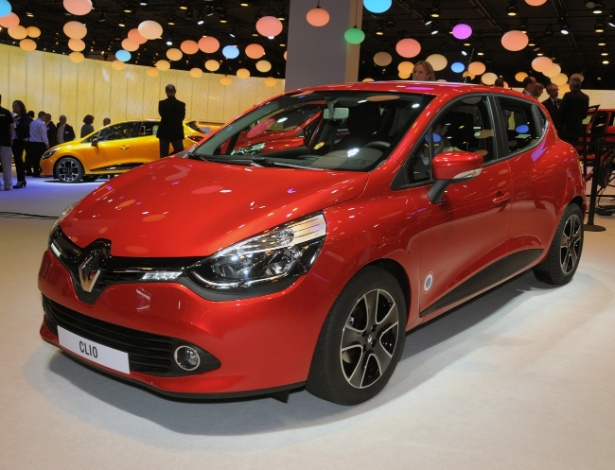 Clio IV em Paris: Renault valorizou equipe que fez o 1º modelo com o novo visual da marca - Murilo Góes/UOL