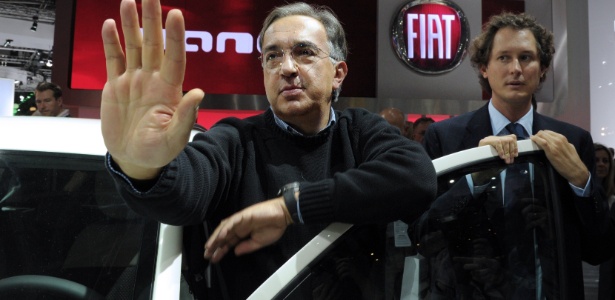 Marchionne enfrenta novo desafio: mostrar que a Alfa Romeo pode ser o luxo da FCA - ERIC PIERMONT/AFP