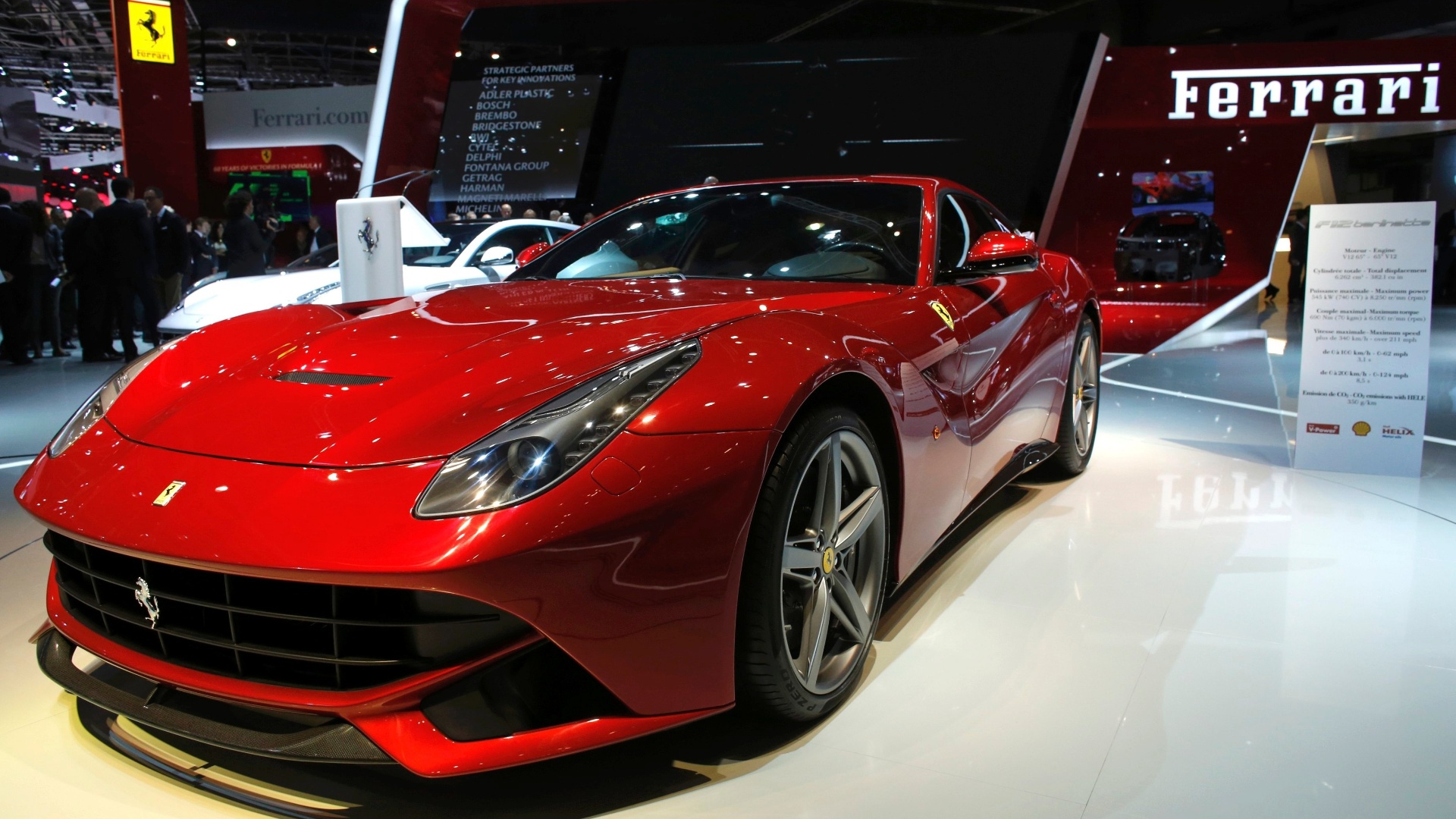 Ferrari F12 Berlinetta - Christian Hartmann/Reuters