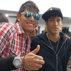 Márcio de Jesus, sósia de Neymar, teve seu primeiro encontro com o craque em Santos - Divulgação/DWAProduções