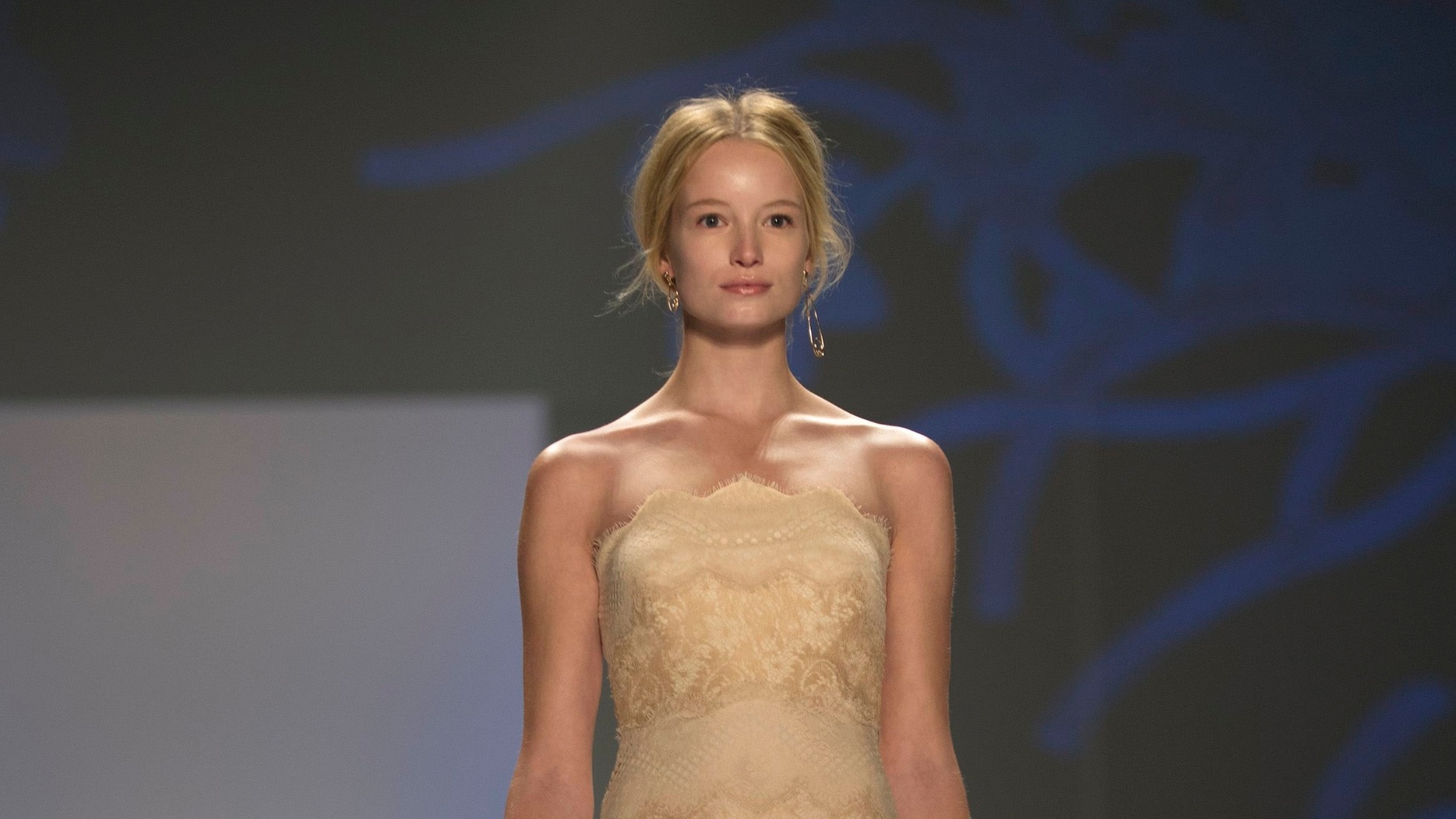 Desfile de Tadashi Shoji durante a semana de moda de Nova York Primavera/Verão 2013 (06/09/2012) - Keith Bedford/Reuters