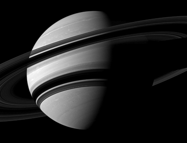 Imagem inédita mostra detalhes dos célebres anéis de Saturno - Nasa
