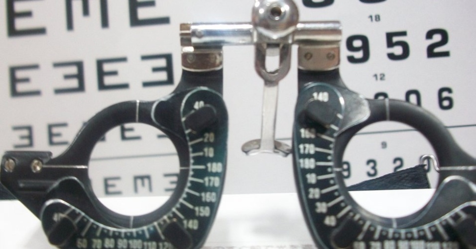 Ashwin registrou esta imagem de um aparelho usado por oftalmologistas. "Quando minha visão começou a falhar, me familiarizei com os aparelhos. Com o tempo, o médico foi me receitando lentes cada vez mais grossas." - Ashwin