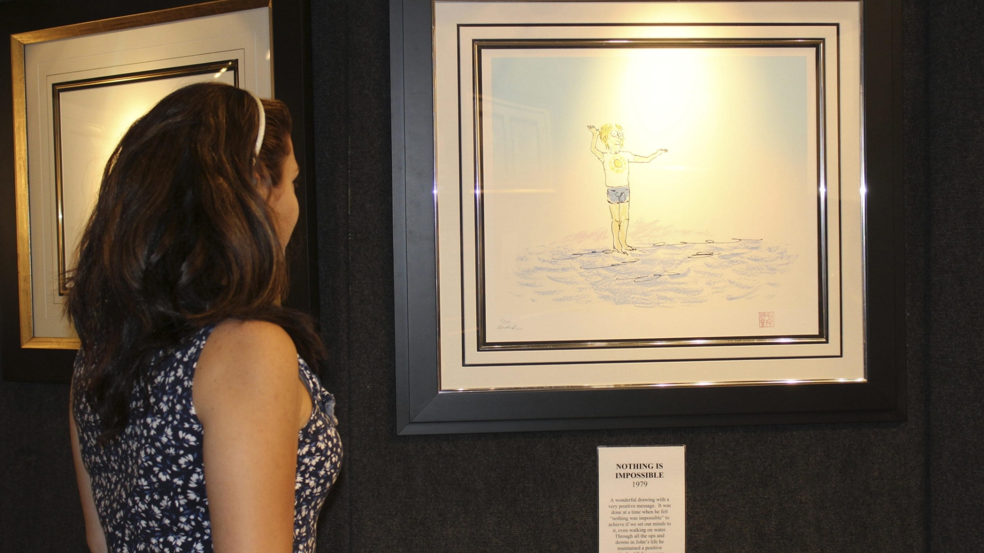 Desenhos de John Lennon da exposição "A Arte de John Lennon" em galeria de arte no Soho, em Nova York (4/10/12) - EFE/Justin Lane