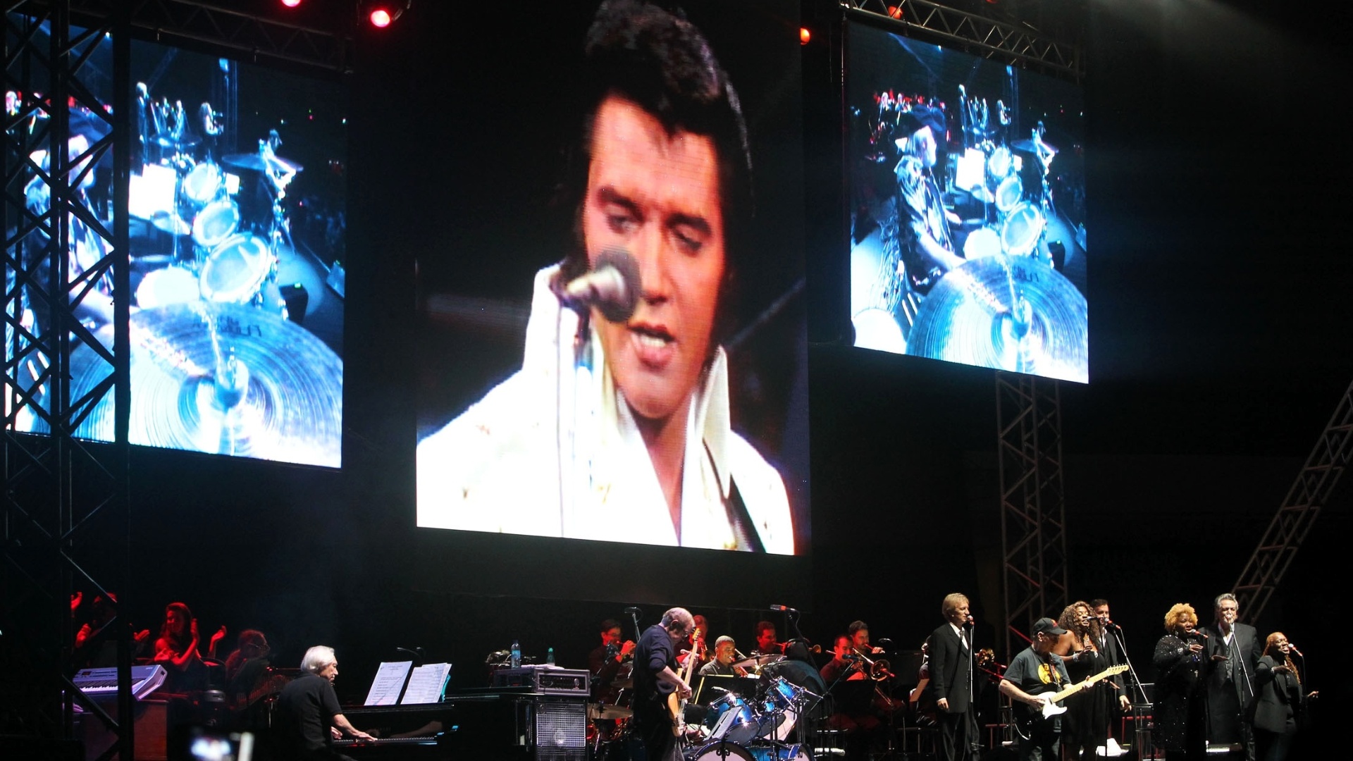 Turnê "Elvis in Concert" em Brasília (6/10/2012) - Roberto Jayme/UOL 