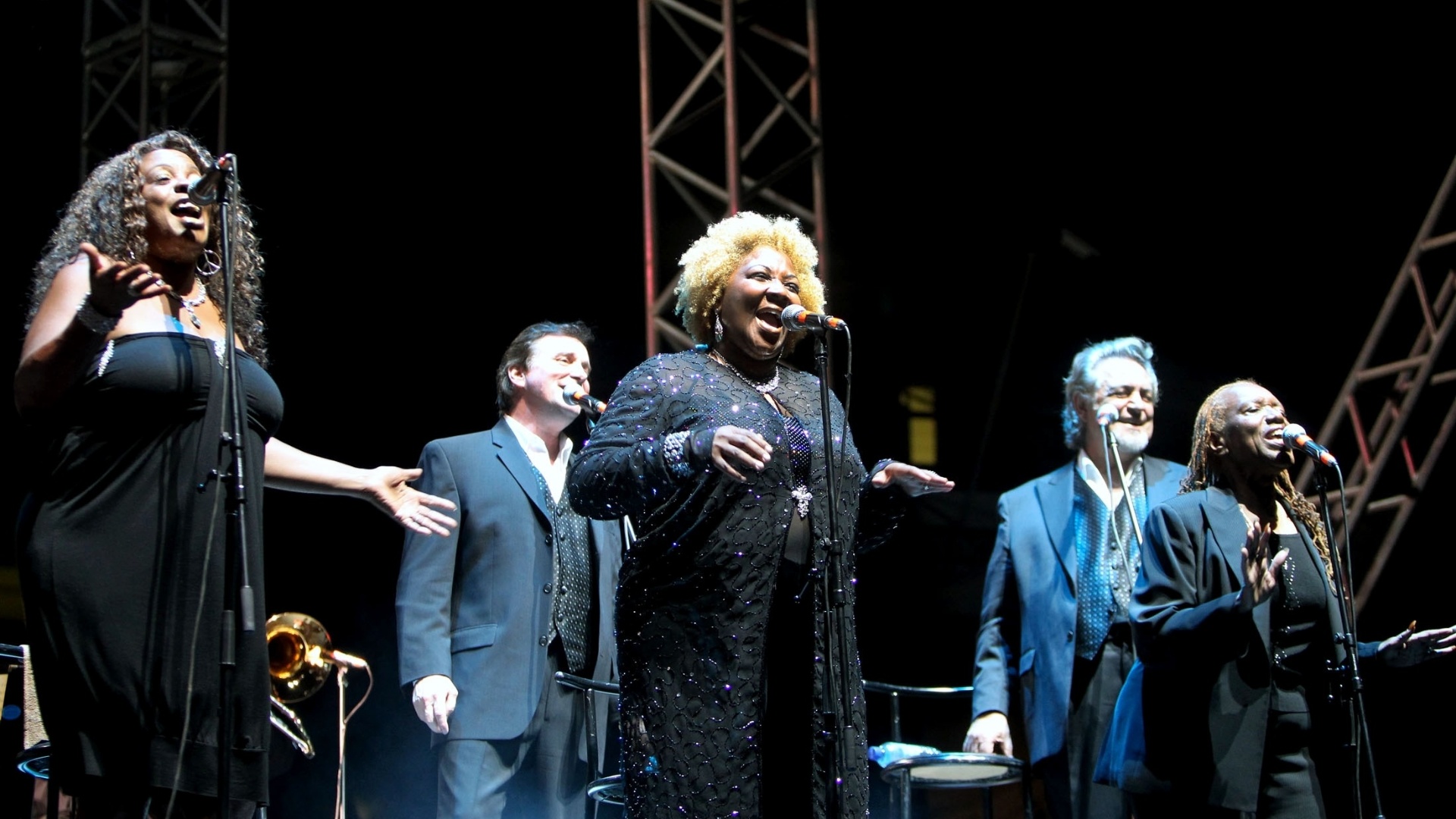 Turnê "Elvis in Concert" em Brasília (6/10/2012) - Roberto Jayme/UOL 