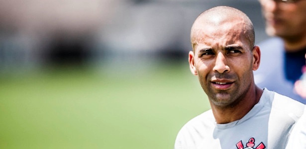 Emerson garante que Corinthians não sofrerá com salto alto - Leonardo Soares/UOL