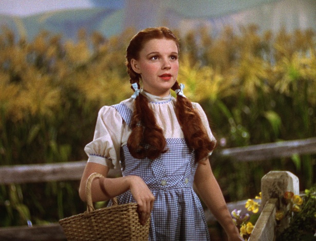 Judy Garland em cena de "O Mágico de Oz" - Reprodução