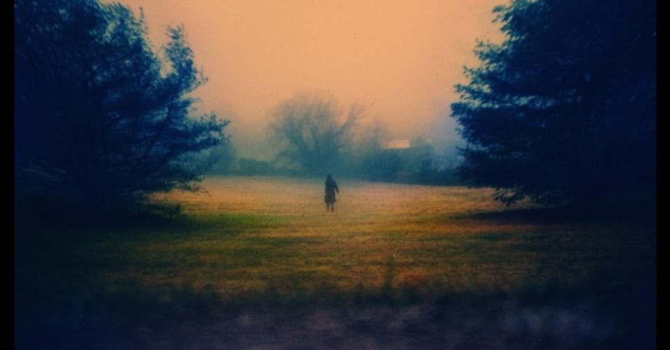 Para ela, cujos modelos são aleatórios, as fotos são "pinturas" e, como tais, merecem ser retratadas segundo diferentes pontos de vista - Alison Scarpulla