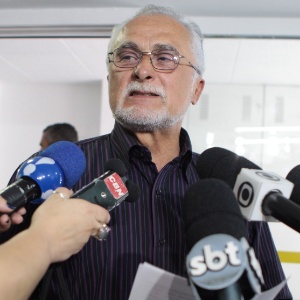O ex-deputado federal José Genoino comenta a sua condenação por participação no esquema do mensalão em outubro - Michel Filho/Agência O Globo