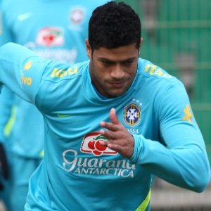 Atacante Hulk em treino da seleção brasileira; jogador viveu de perto a evolução japonesa quando atuou lá