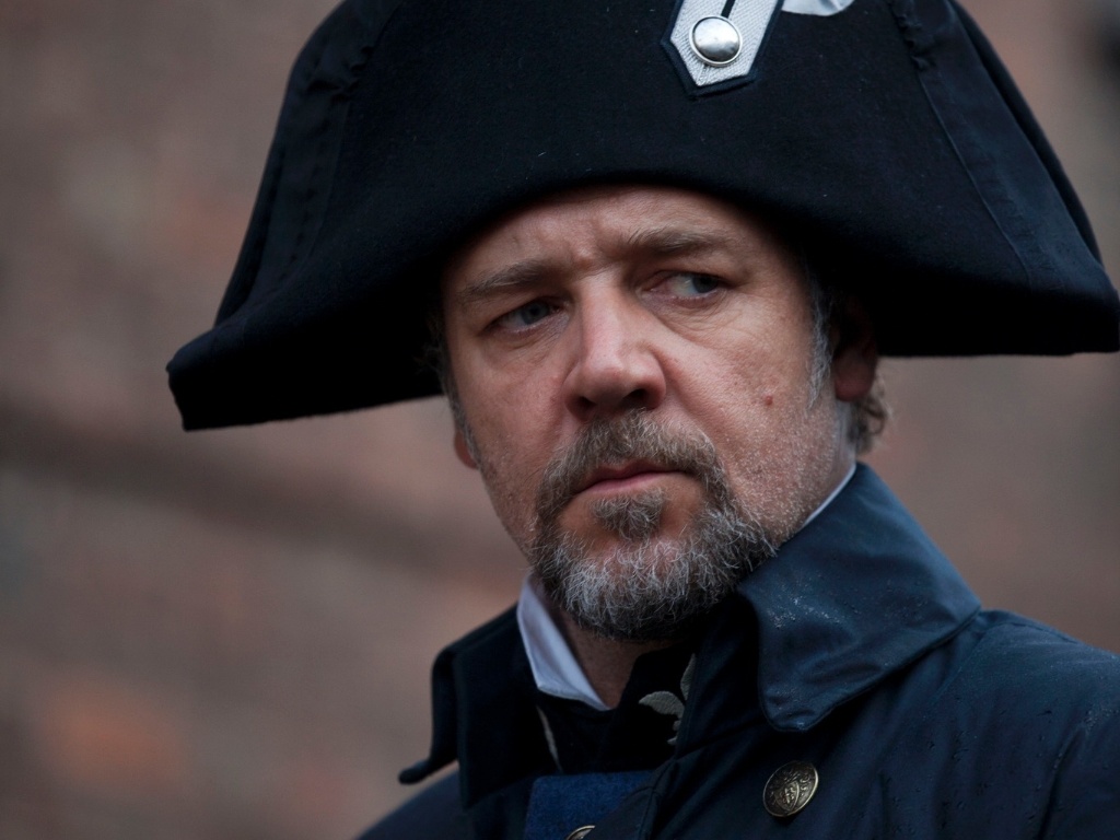 Russel Crowe em cena de "Os Miseráveis", de Tom Hooper - Divulgação