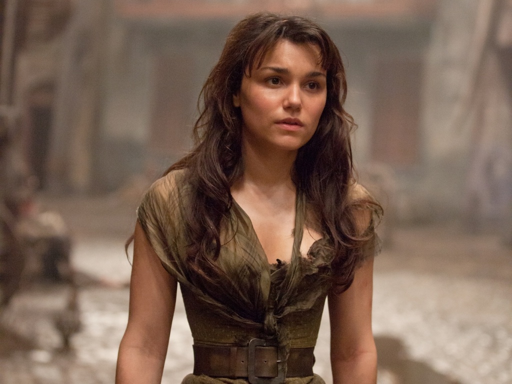Samantha Barks em cena de "Os Miseráveis", de Tom Hooper - Divulgação