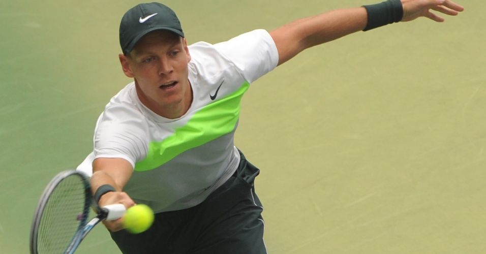 Tcheco Tomas Berdych, cabeça-de-chave 4, se esforça na estreia do Masters 1000 de Xangai