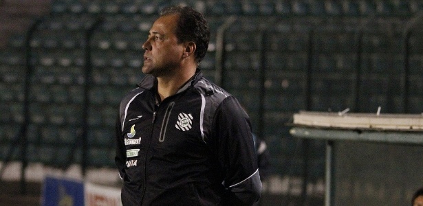 O técnico Márcio Goiano teve uma passagem pelo Figueirense no ano passado - Luiz Henrique/site oficial do Figueirense