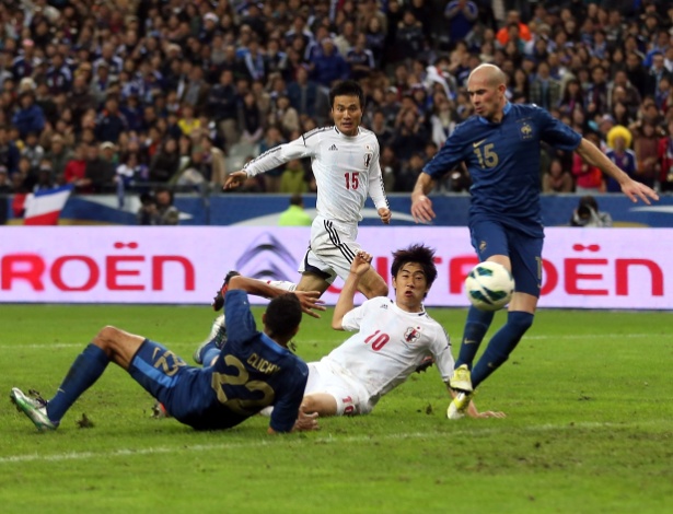 Kagawa, do Japão, marcou o único gol do amistoso contra a França em Saint-Denis (12/10/2012) 