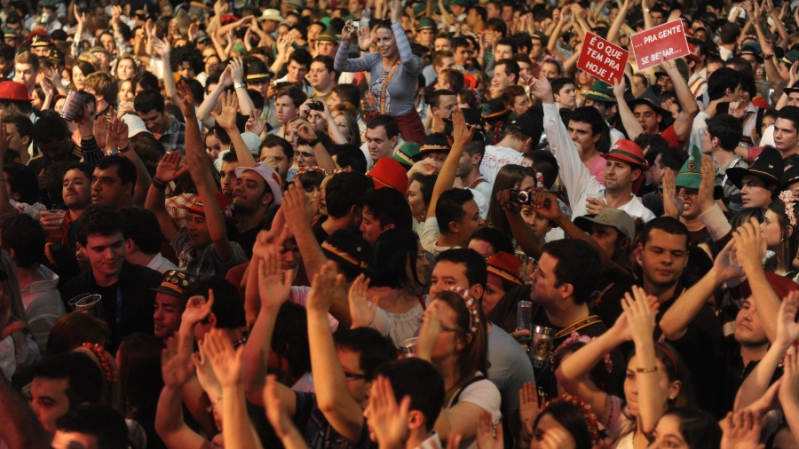 Shows de música atraem multidões e movimentam vários setores da economia