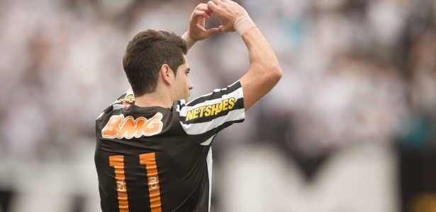 Miralles marcou três gols nos últimos dois jogos do Santos no Campeonato Brasileiro - Ricardo Nogueira/Folhapress