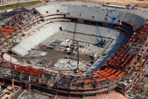 Obra na Arena Pernambuco ainda está distante de acabar, mas pode ser incluída no torneio