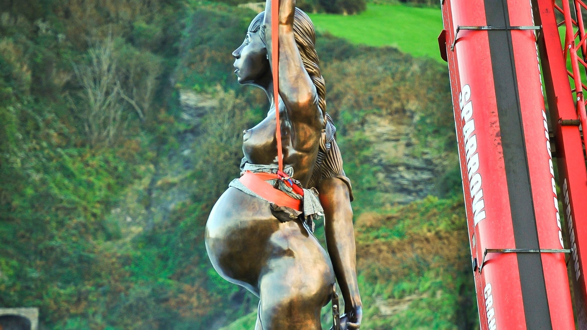 O vereador Mark Edmunds disse que "a arte divide as pessoas. Uma das coisas boas sobre Verity é que ao ser controvertida trará turistas ao povoado" - AP Photo/ Ben Birchall/PA