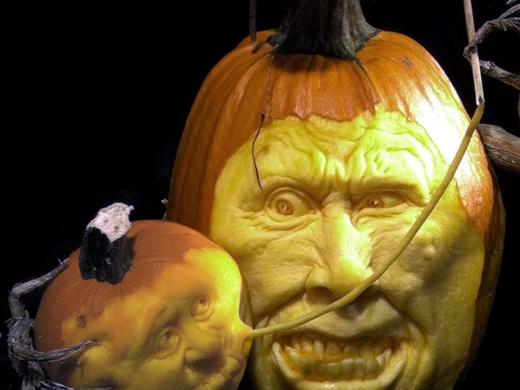 Villafane é capaz de criar esculturas divertidas e assustadoras, além de expressivas e complexas - como esta dupla de abóboras, uma costurando a boca da outra - Caters