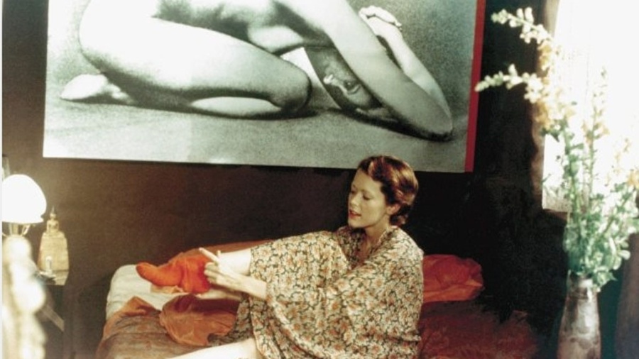 A atriz Sylvia Kristel em cena do filme "Emmanuelle" (1974), do diretor Just Jaeckin - Divulgação