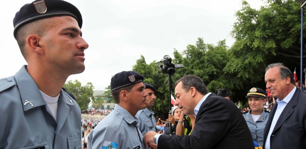 O governador do Rio de Janeiro, Sérgio Cabral, participa de cerimônia de formação de 588 policiais militares - Clarice Castro/Divulgação
