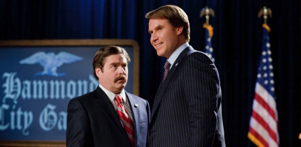 Cena do filme "Os Candidatos", com Zach Galifianakis (à esquerda) e Will Ferrell - Divulgação