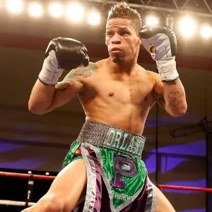 Porto-riquenho Orlando Cruz, que se assumiu homossexual, venceu nesta sexta-feira, em Miami - J. Meric/Getty Images/AFP