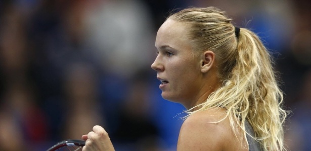 Wozniacki vibra durante a vitória contra Sofia Arvidsson em Moscou - REUTERS/Grigory Dukor