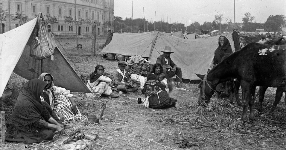 Imagem da exposição "Vidas Ciganas", que mostra a trajetória desse povo na península ibérica - Divulgação