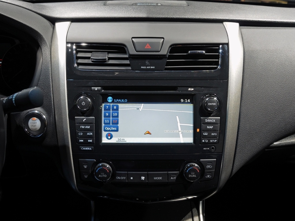 Nissan anuncia venda do sedã Altima no Brasil em 2013 - 22/10/2012 ...