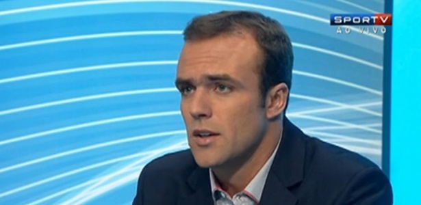 Ex-meia Roger participa como comentarista em programas do canal SporTV - Reprodução
