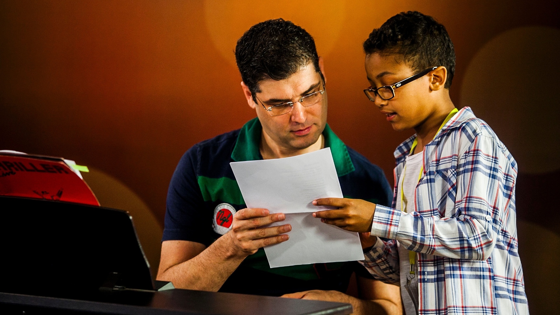 Jean Lucas, de 11 anos, chegou decidido, pediu a nota que queria para o pianista que estava auxiliando os candidatos e se apresentou para os jurados - Leonardo Soares de Souza/ UOL