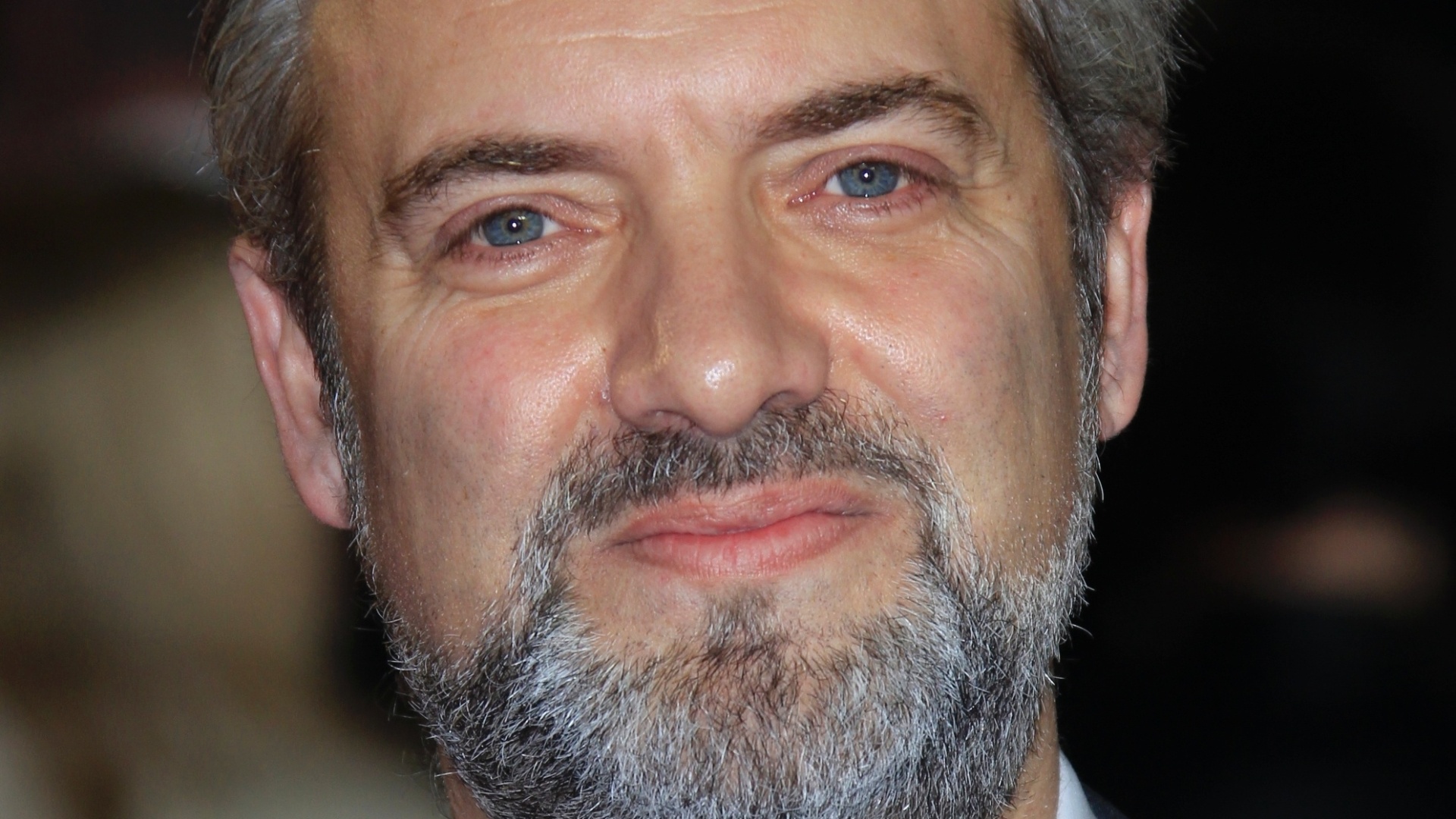 O diretor Sam Mendes durante a pré-estreia de "007 - Operação Skyfall" nesta terça-feira (23/10/12) - Reuters