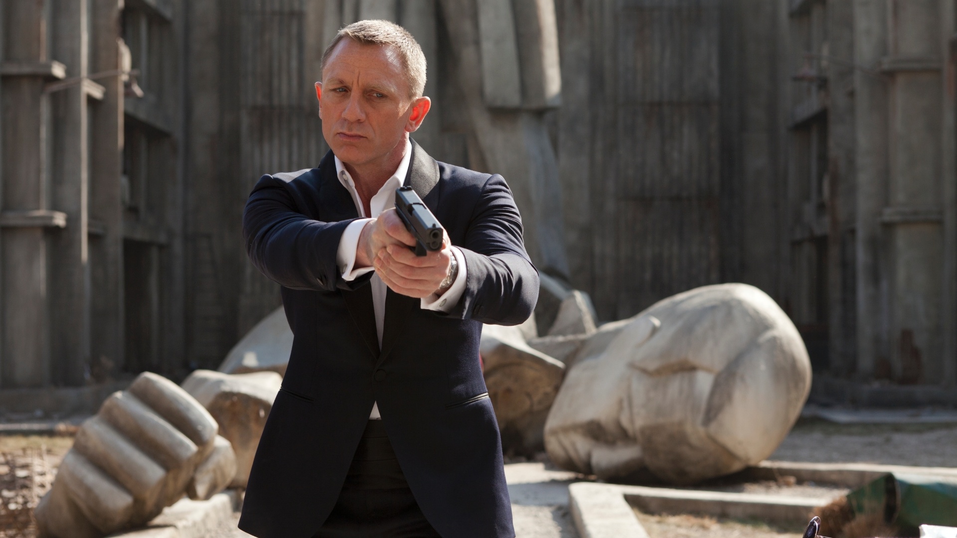 Daniel Craig em cena de Em "007 - Operação Skyfall" - Divulgação