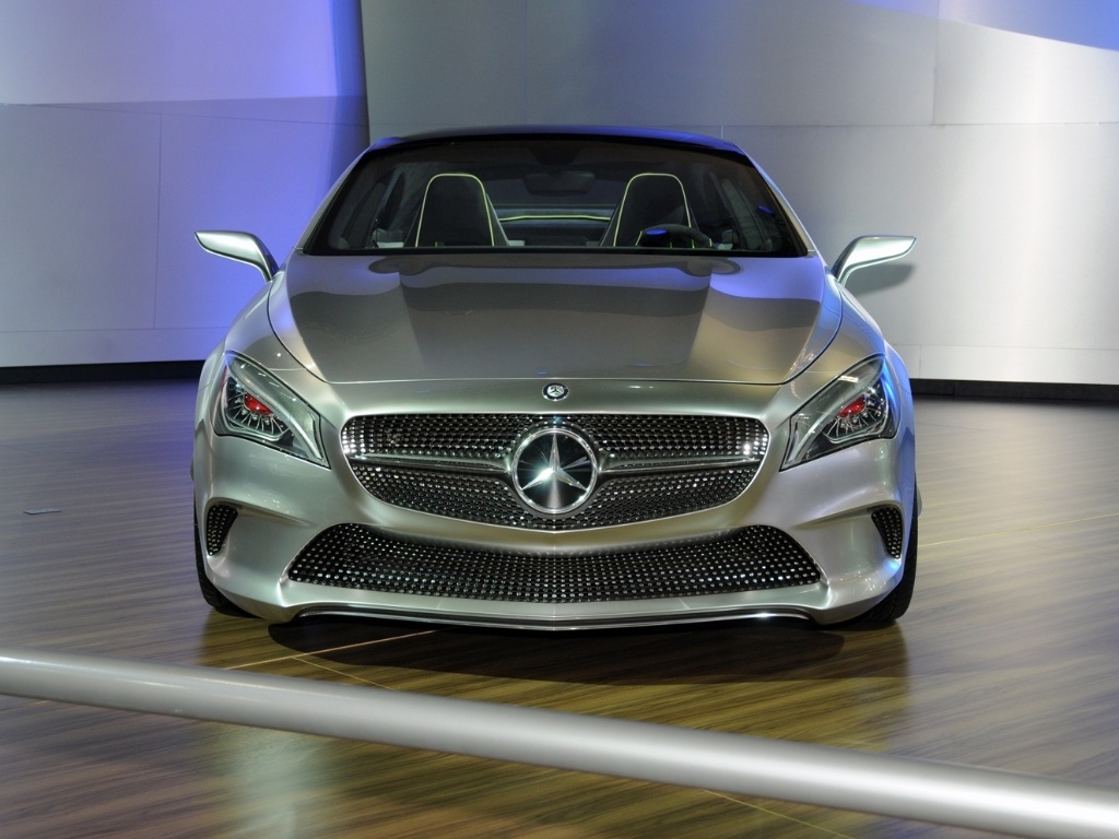 Mercedes-Benz mostra 'futuro de R$ 100 mil' para se ajustar ao Brasil ...
