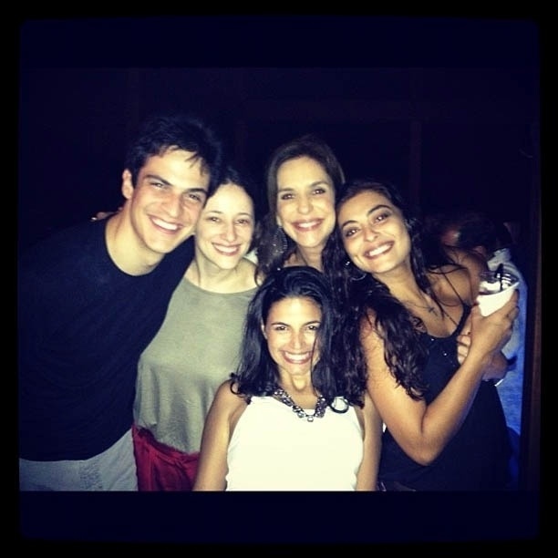 Ivete Sangalo publica imagem com colegas de elenco de "Gabriela" (26/10/2012)