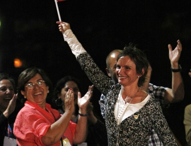 Carolina Tohá, ex-ministra de Michelle Bachelet, comemora eleição para a Prefeitura de Santiago - Mario Ruiz/Reuters