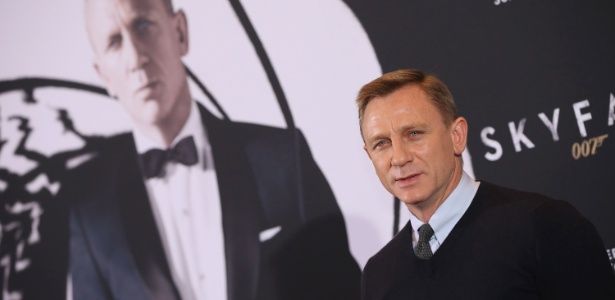 Daniel Craig divulga "007 - Operação Skyfall" em Berlim, na Alemanha. O 23º filme do agente secreto James Bond entrou em cartaz nos cinemas brasileiros nesta sexta (26) (30/10/12) - Getty Images
