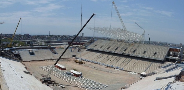  Em São Paulo, o estádio terá cerca de 20 mil lugares temporários para a abertura do Mundial 