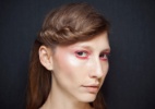 Beleza do dia: sombra pink traz toque de ousadia com pitada de drama à maquiagem - Patrícia Araújo/UOL