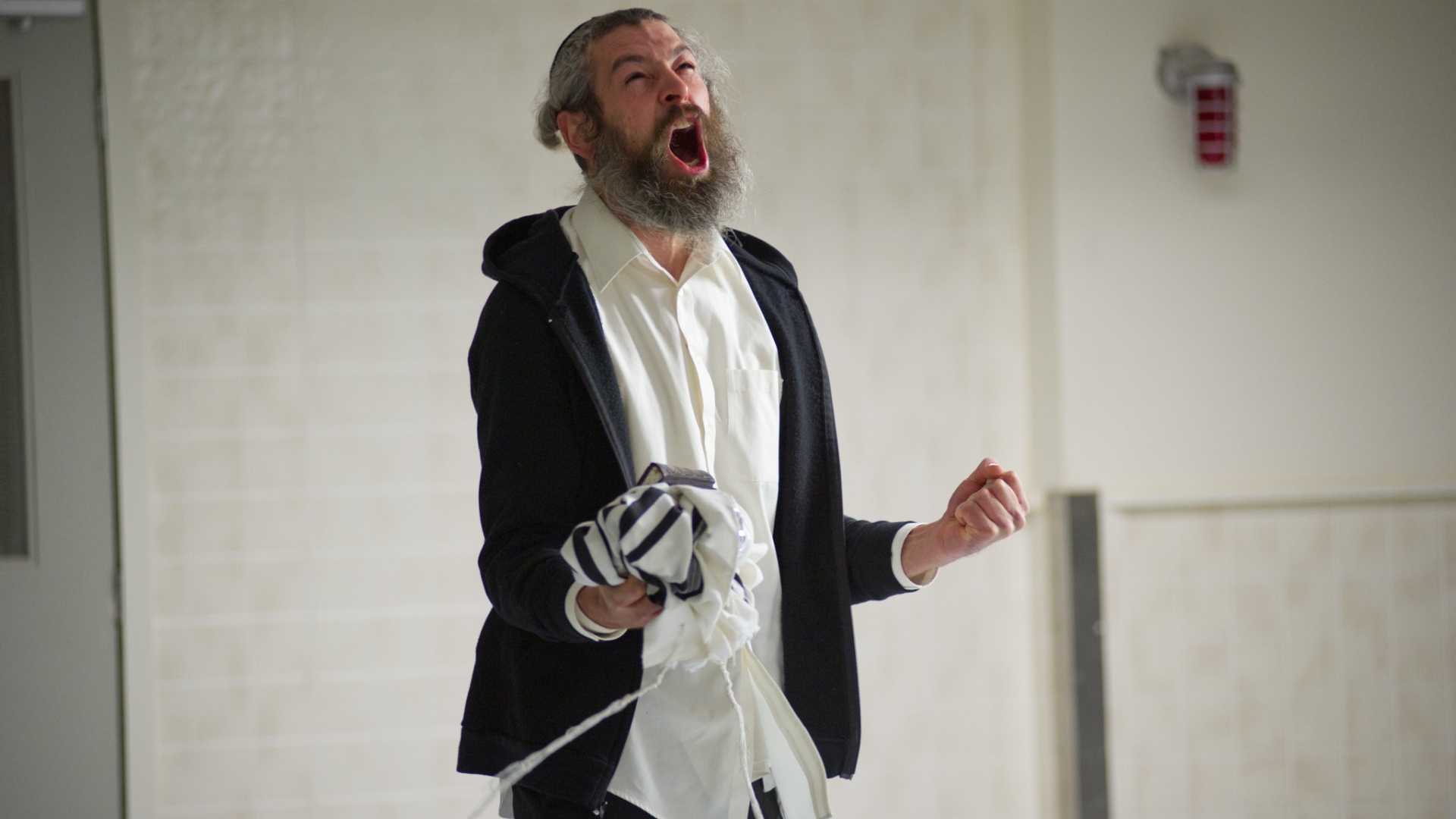 Cena do filme de terror "Possessão", do cineasta dinamarquês Ole Bornedal, que estreia nesta sexta-feira (2) nos cinemas brasileiros - Divulgação / Paris Filmes