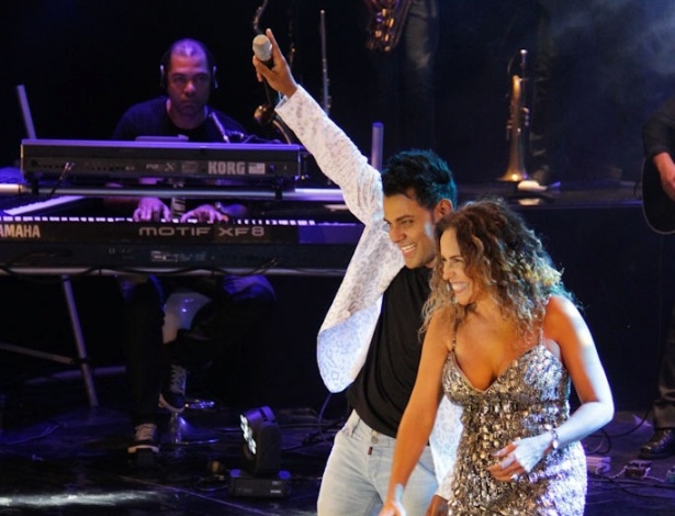 Daniela Mercury canta com Pablo na gravação do primeiro DVD do cantor do arrocha em Salvador  (2/11/12) - Milene Cardoso/AgNews